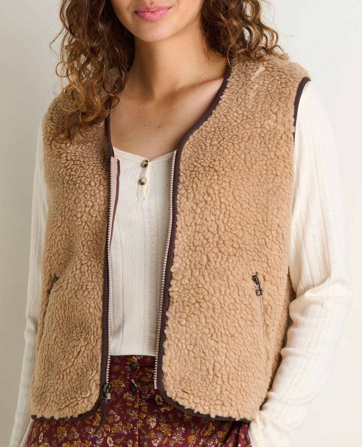 Sespe Sherpa Vest Cocoa | Toad&Co Women