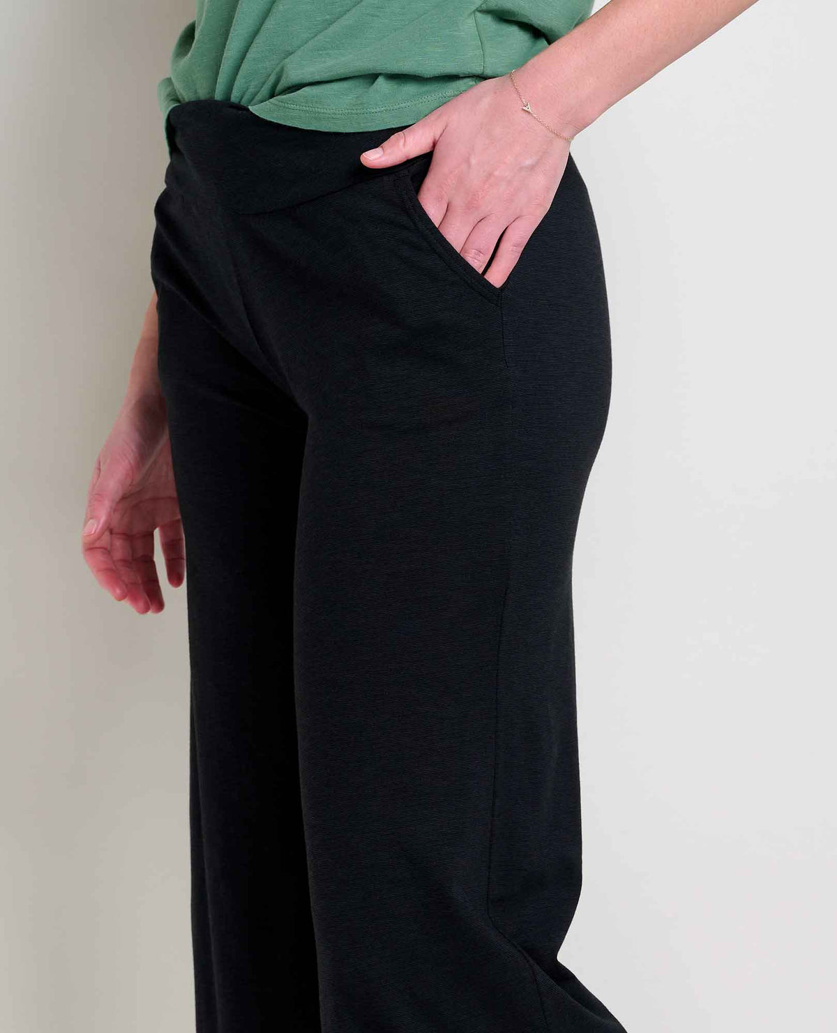 Chaka Wide Leg Pull On Lounge Pant - Versatile & Cozy Black | Toad&Co Women