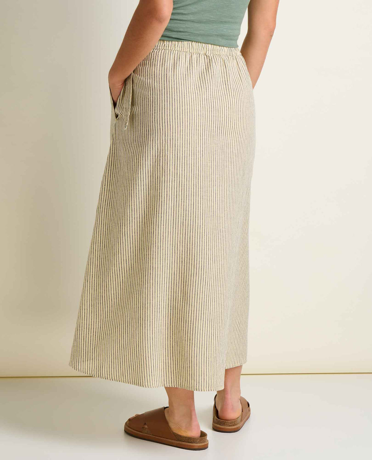 Taj Wrap Midi Skirt - Anti-Wrinkle Hemp & TENCEL™ Travel Skirt  | Toad&Co Women