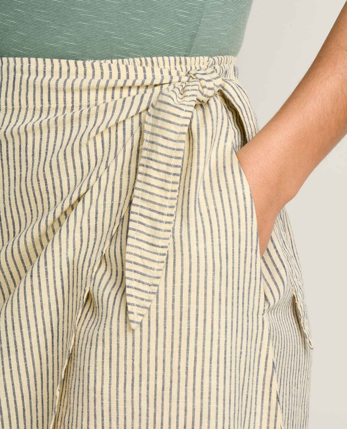 Taj Wrap Midi Skirt - Anti-Wrinkle Hemp & TENCEL™ Travel Skirt  | Toad&Co Women