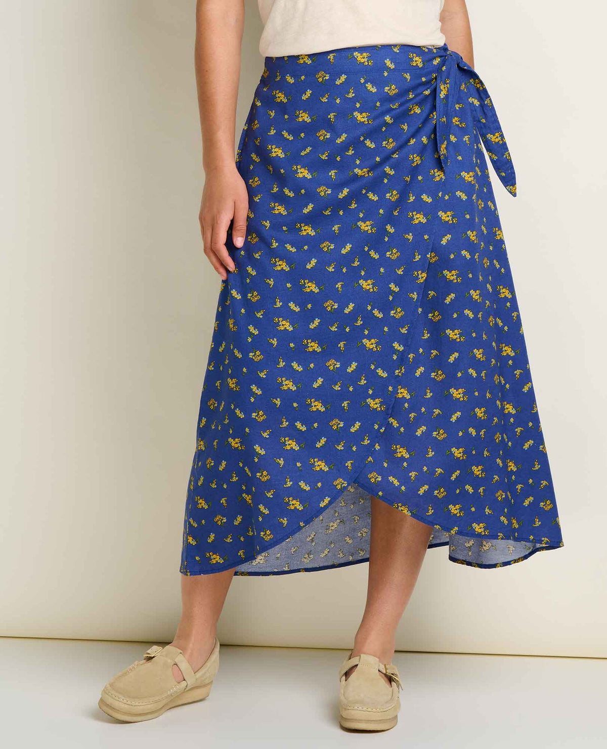 Taj Wrap Midi Skirt - Anti-Wrinkle Hemp & TENCEL™ Travel Skirt  | Toad&Co Women