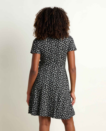 Freesia Wrap Dress - Organic Cotton V-Neck Wrap Dress with Pockets  | Toad&Co Women