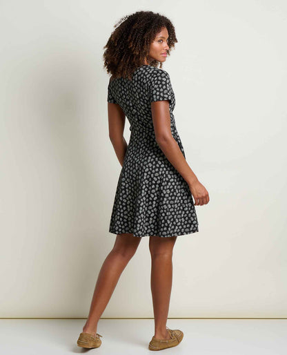 Freesia Wrap Dress - Organic Cotton V-Neck Wrap Dress with Pockets  | Toad&Co Women