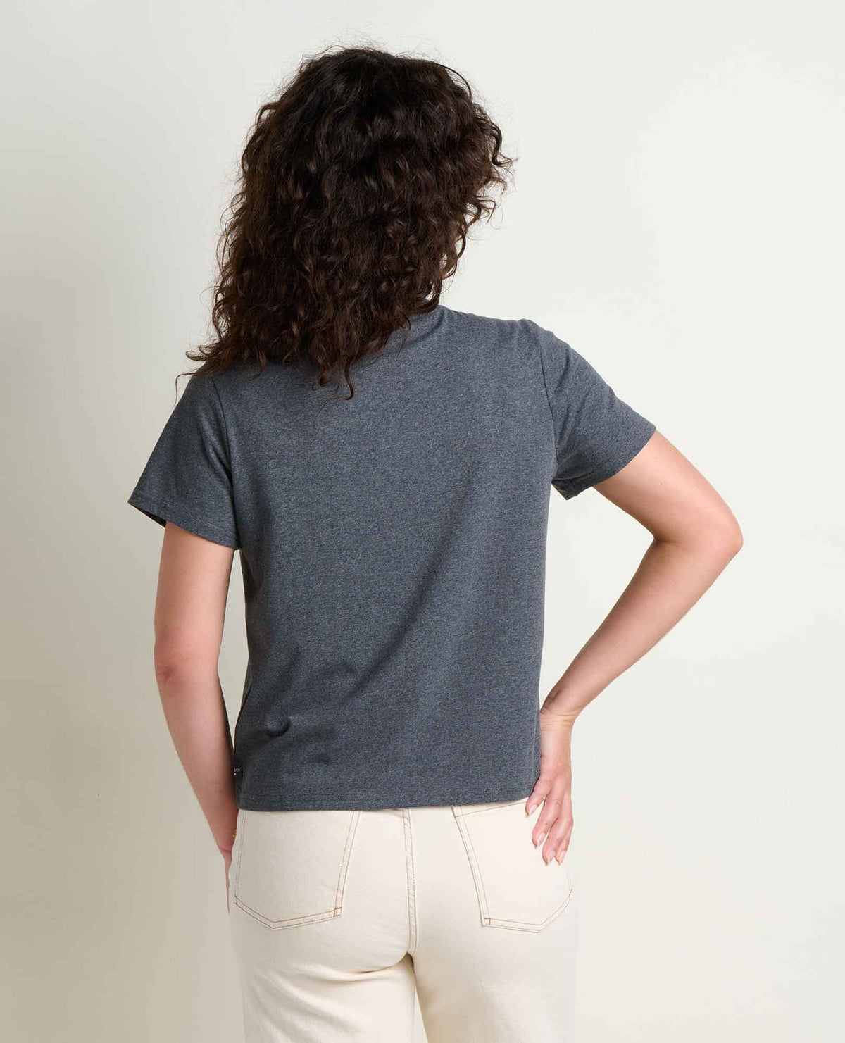 Women's Re-Form Crew Tee - Sustainable Recycled Cotton T-Shirt Heather Grey | Toad&Co Women