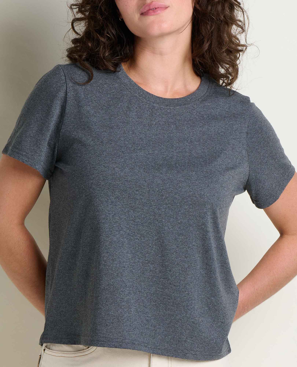 Women's Re-Form Crew Tee - Sustainable Recycled Cotton T-Shirt Heather Grey | Toad&Co Women