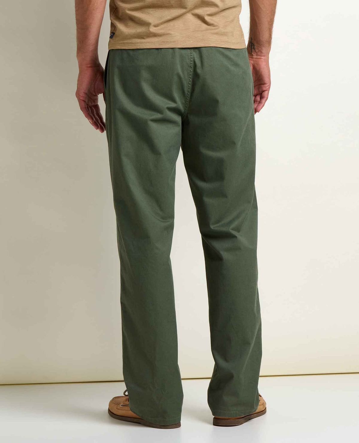 Mission Ridge Straight Chino - Moisture-Wicking Organic Cotton Chino Beetle | Toad&Co Men